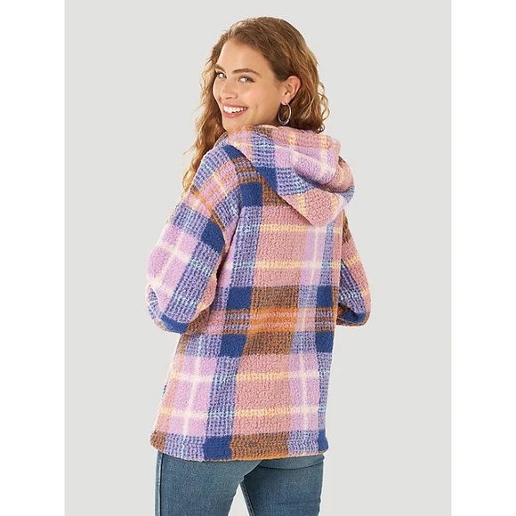 NWT Wrangler Retro® Western Vintage Style Hoodie Women’s size L - Picture 3 of 9